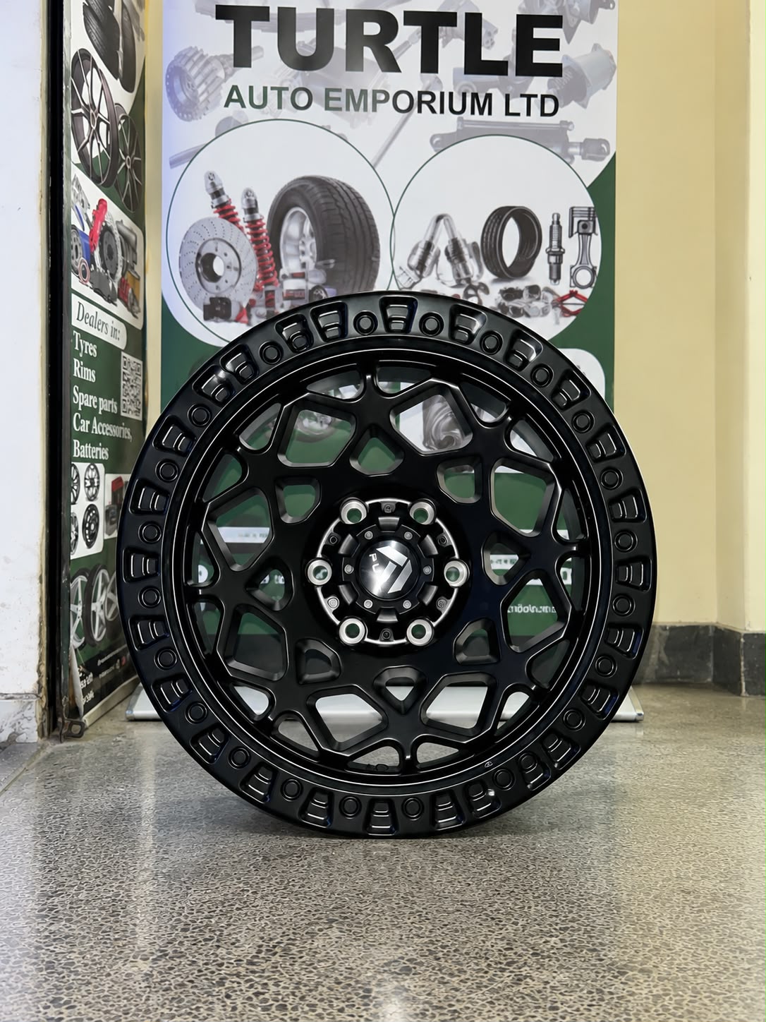 BLACK ALLOY WHEELS 18 INCH – 6 STUD
